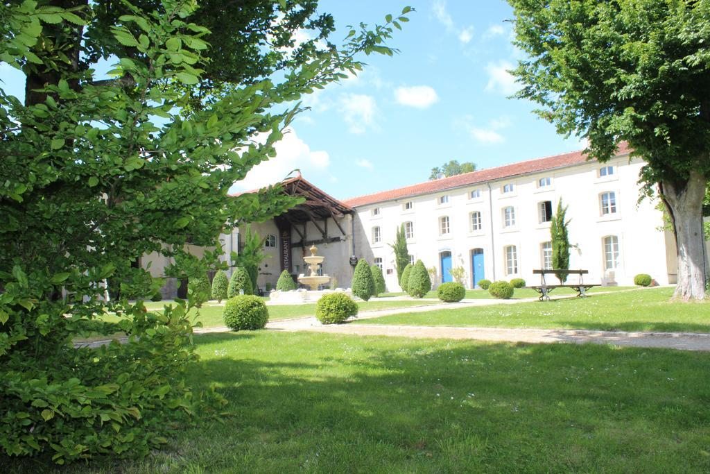 Domaine Des Chais Thénac 외부 사진